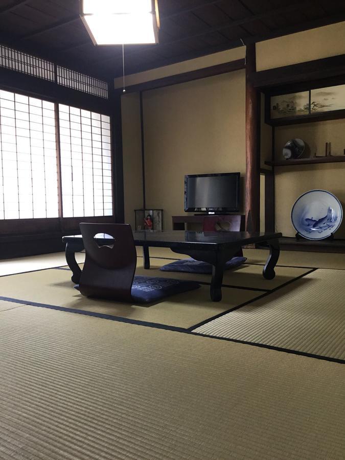 Minshuku Hiroshimaya Kumamoto Eksteriør bilde